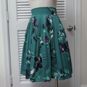 Merona Women's Pleated Green Skirt